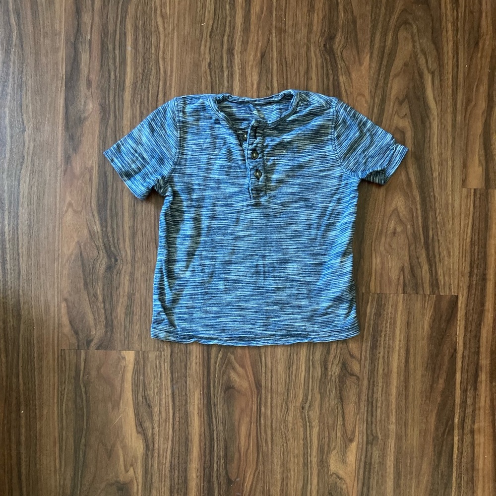Boy’s Old Navy Tee